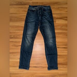 American Eagle Hi-Rise Girlfriend Jean